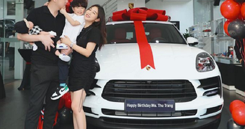 Cận cảnh xe siêu sang Porsche 911 của vợ chồng Trang Lou và Tùng Sơn