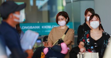 Khách Hàn Quốc vẫn đáp xuống sân bay Tân Sơn Nhất