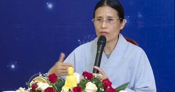 Phạm Thị Yến tái xuất Livestream thuyết giảng cho Phật tử