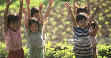 Chùm ảnh trẻ em Việt Nam cuối thập niên 1990 qua ảnh của Patrick Guedj