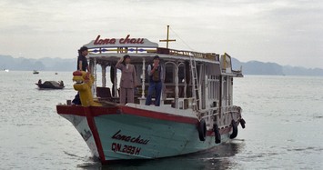 Nhộn nhịp các loại tàu thuyền ở Việt Nam năm 1996