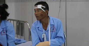 Ông Phú bị gãy tay và chấn thương phần đầu khi bị tường sập đè lên người.