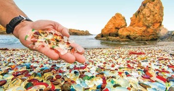 Clip bãi biển thủy tinh đẹp kỳ lạ ở Mỹ