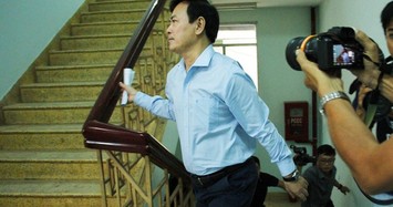Ngày mai, ông Nguyễn Hữu Linh sàm sỡ bé gái trong thang máy tiếp tục hầu tòa