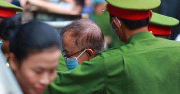 Cựu Phó Chủ tịch TP HCM Nguyễn Thành Tài hầu toà vì giao 'đất vàng' nghìn tỷ cho người tình
