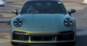 Ngắm Porsche 911 Turbo S riêng màu sơn hơn 2 tỷ đồng