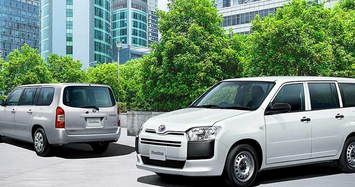 Xe van Toyota Probox 2022 giá rẻ chỉ 301 triệu đồng tại Nhật