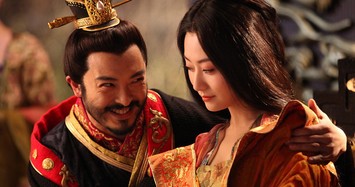 Hoàng hậu Trung Quốc sống chung với nhân tình khi nhà vua chinh chiến xa 