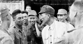 Thuật “trùng độc chiến” huyền thoại của Tướng Vương Thừa Vũ trong Chiến tranh VN 