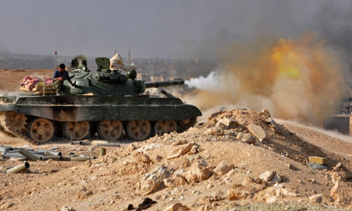 Các tay súng phiến quân Hồi giáo Turkistan, Harasoddin mở cuộc tấn công dữ dội vào căn cứ của Syria
