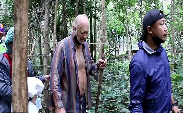 Cụ ông sống sót thần kỳ sau 3 ngày lạc trong rừng rậm ở Thái Lan