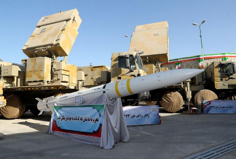 Độc đáo 'Rồng lửa' Bavar-373 Iran bắn xa 300km