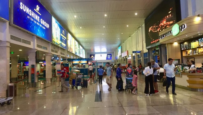 Khách phải lưu ý gì khi từ 1/10 sân bay Tân Sơn Nhất ngưng phát thanh thông tin chuyến bay
