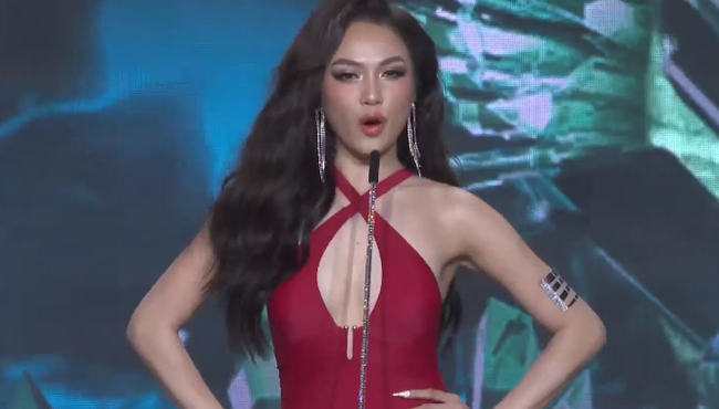 Video: Hài hước những màn hô tên của thí sinh tại chung khảo Miss Grand Việt Nam 2022