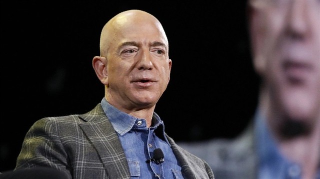 Tài sản của tỷ phú Bezos giảm đến 20 tỷ USD trong vài giờ