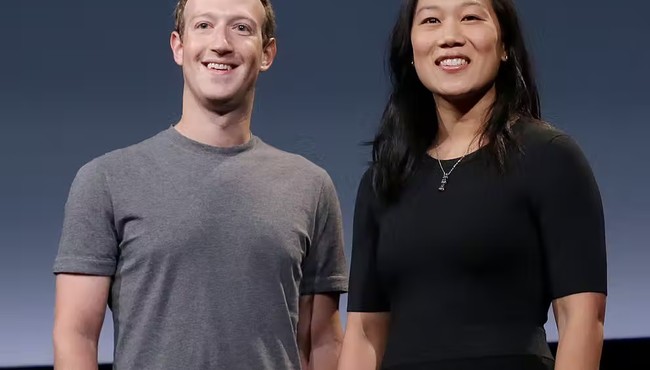 Vợ chồng siêu tỷ phú Mark Zuckerberg: Bên ngoài đơn giản bên trong xa hoa 