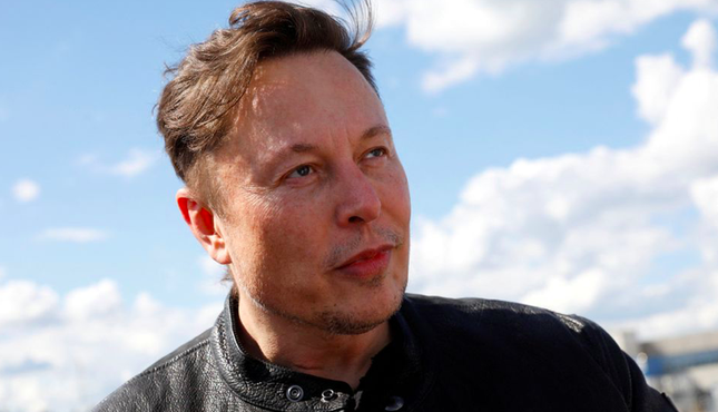 Siêu tỷ phú Elon Musk nói sẽ mua CLB bóng đá Manchester United