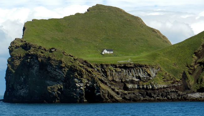 Ghé thăm hòn đảo chỉ có 1 ngôi nhà duy nhất
