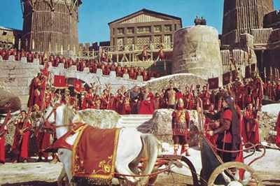 Đế chế La Mã tồn tại gần 2 thiên niên kỷ là nhờ vào điều gì?