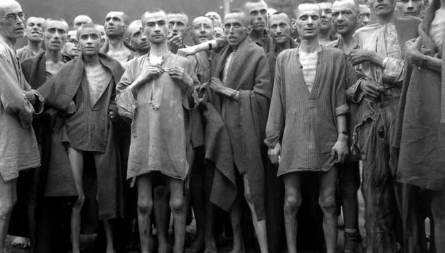 Những hình ảnh kinh hoàng trong các trại tập trung của Đức quốc xã