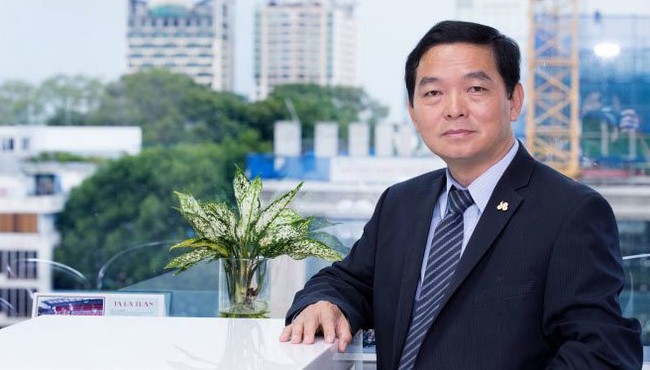 Chủ tịch Lê Viết Hải mua 'nhỏ giọt' cổ phiếu HBC