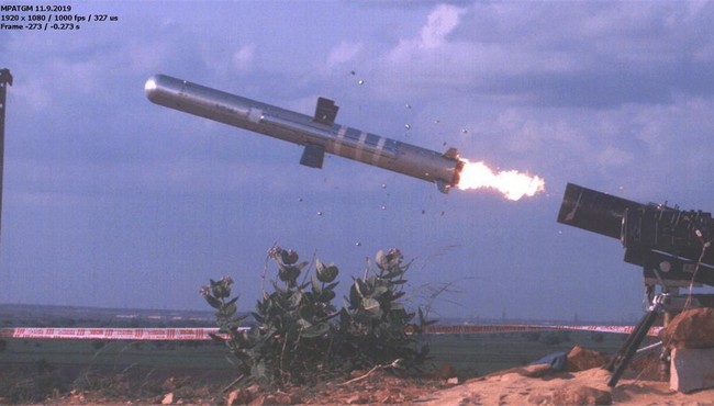 Ngắm nghía tên lửa chống tăng Ấn Độ 'khoe' tự sản xuất