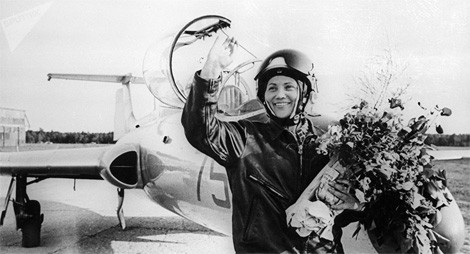 Cuoc doi huy hoang cua  “Madam MiG“ nu phi cong Lien Xo-Hinh-8