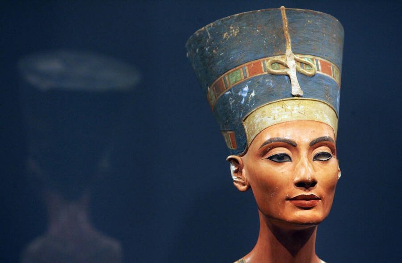 Xon xao vu tim thay xac uop nu hoang Nefertiti
