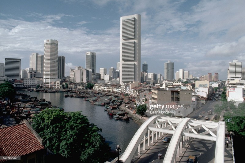 Singapore thap nien 1980 cuc soi dong qua ong kinh nguoi My-Hinh-2