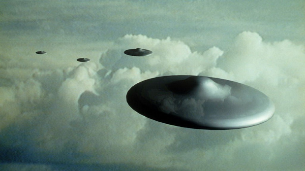 “Cong nghe cua UFO vuot xa con nguoi 1.000 nam“-Hinh-10