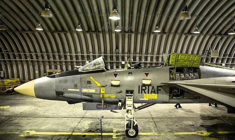 Cach Iran duy tri van hanh tiem kich 'Meo duc' F-14 Tomcat cua My-Hinh-2