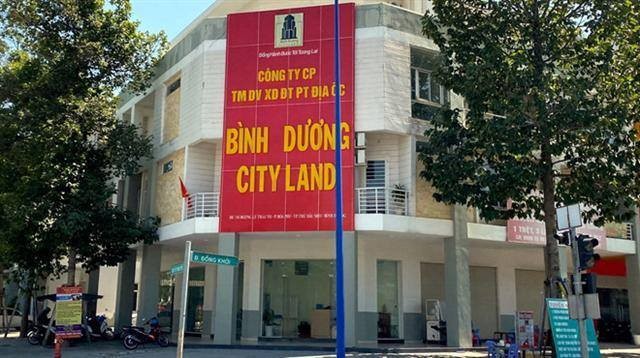Bat Giam doc 26 tuoi Cong ty Binh Duong City Land ban du an 'ma'