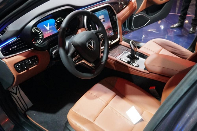 Toyota Camry la 'trum' phan khuc sedan hang D cuoi nam 2021-Hinh-4
