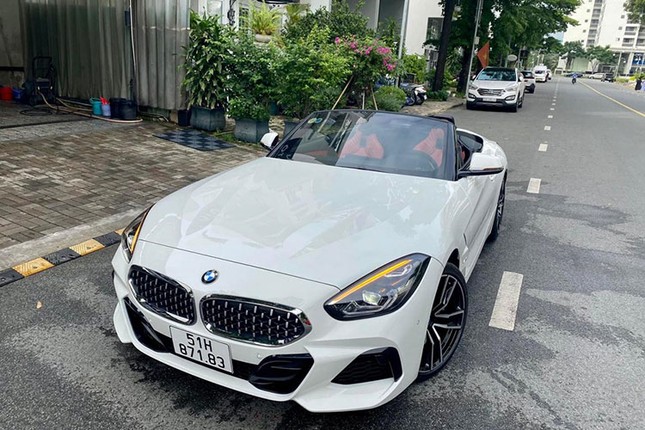 BMW Z4 cua dai gia Minh Nhua duoc rao ban hon 3,3 ty